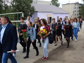 «В небеса поднимались ангелы…»»